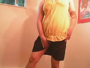जवान औरत के साथ चश्म ...