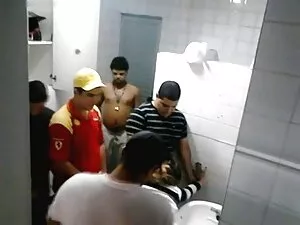 लड़की का विकास प्लग  ...
