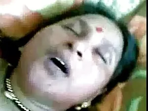 सौंदर्य सिंथिया से प ...