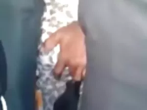 कैमरे के सामने एक छो ...